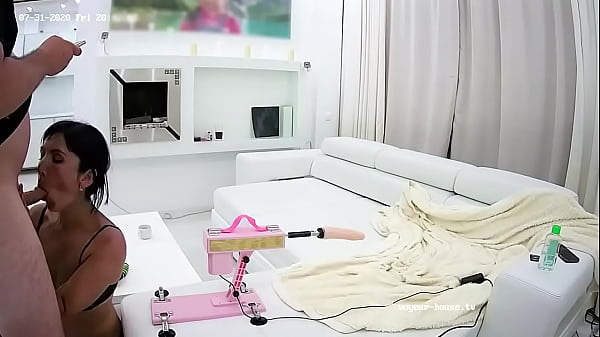 Beauty Euro Milf Sucking Dick & Using Fuck Machine