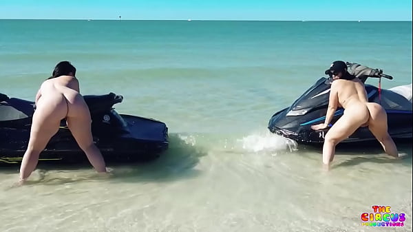 Mandi May & Virgo Peridot Having Fun Nude In The Middle Of Tampa Florida Beach
