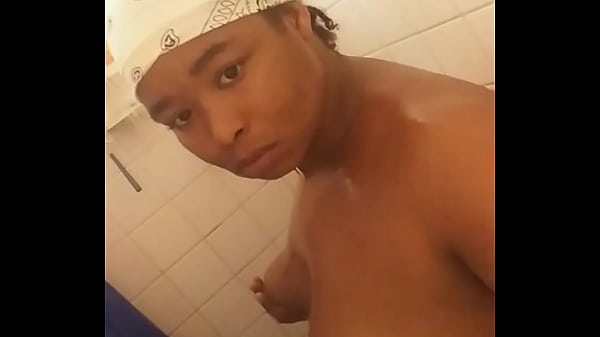 thumb shower time 813