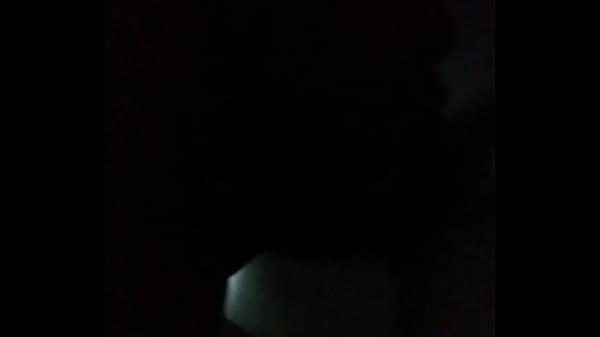 Curtindo um cuzinho sem o namo saber