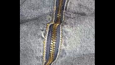 GretaLa minigonna e pelo - Sep 11, 2025