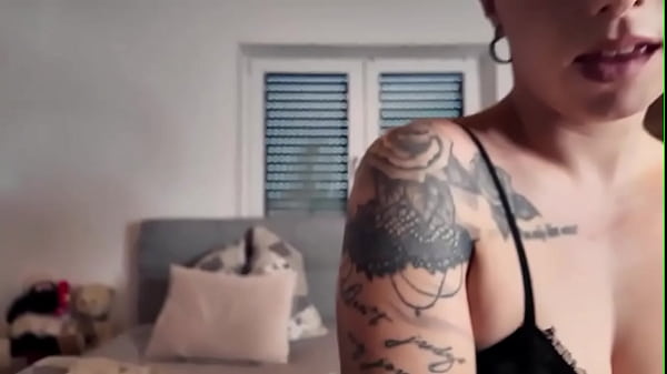 Mit meinem Dildo habe ich meine P*ssy so hart gef*ckt, dass ich vor Lust beben musste! Stell dir vor: Ich nehme d...