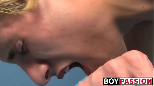 Handsome twink Dean Holland sucking cock before...
