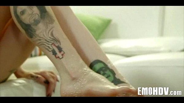 Emo slut with tattoos 0625