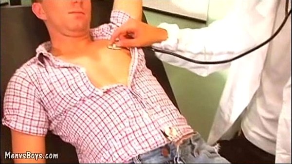 Download Video - Twinky andrologist seduces his hung older patient