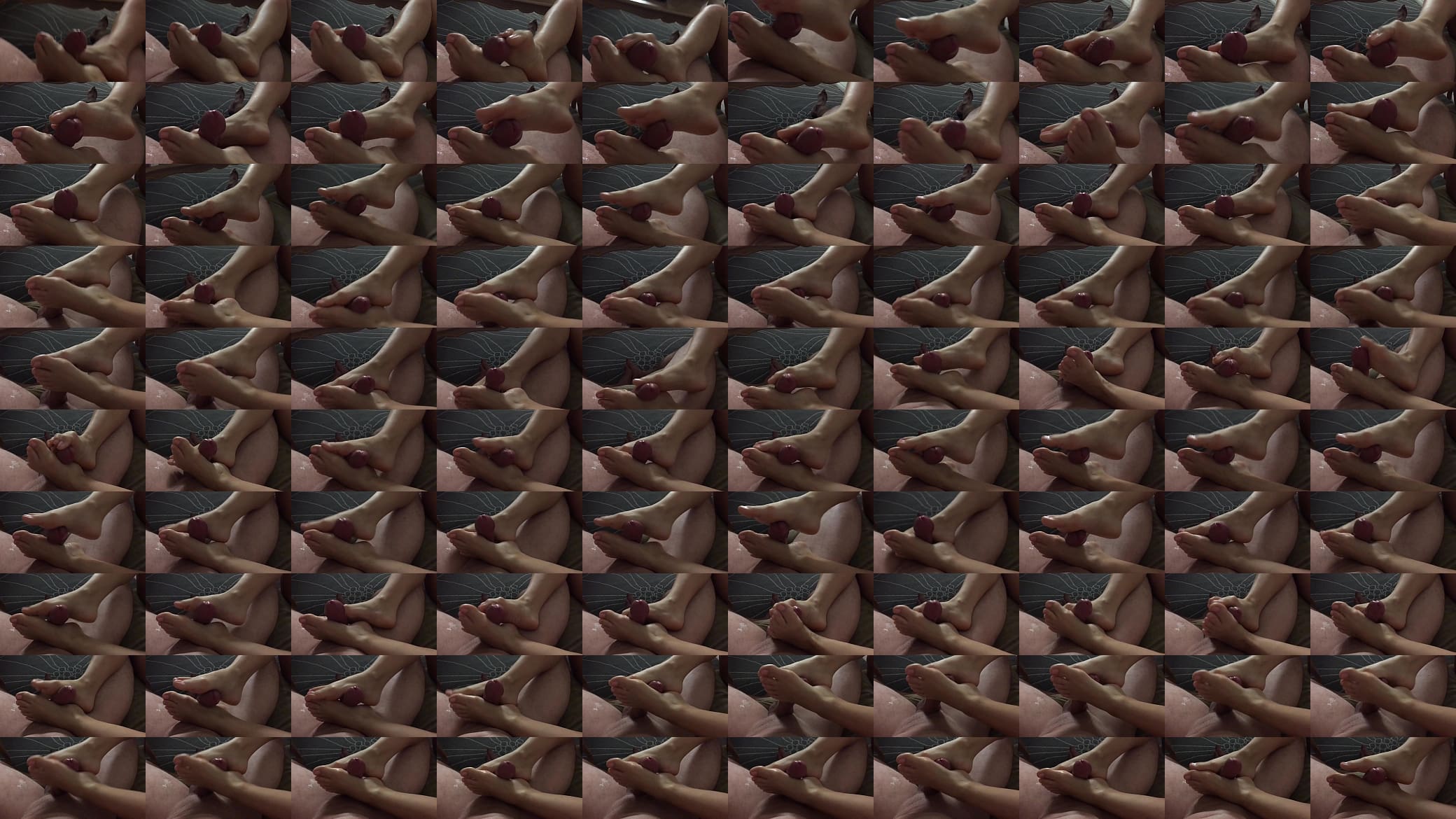 Feet fucking a lubed cock 预览图