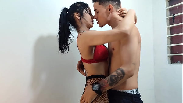 Photoshoot with my most beautiful mature MODEL but she was so horny that we decided to fuck together