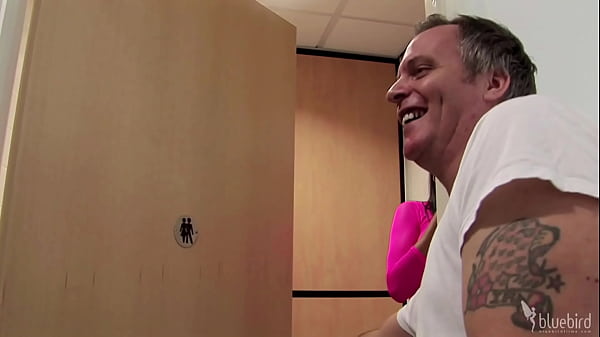 Kit Lee And Kat Lee Get Fucked In The Stall