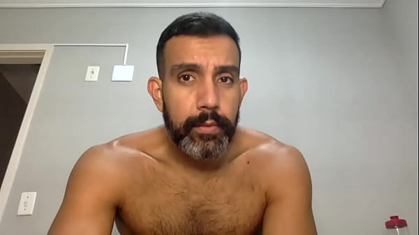 Danielshowsoff - Live 1 - Showing my Thong Coll...