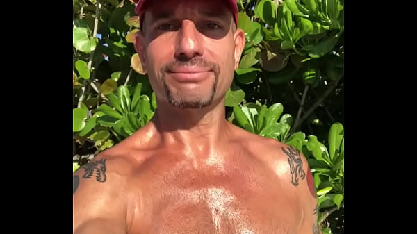 Download Video - SEXY HARDBODY ITALIAN