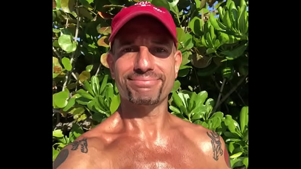 Download Video - SEXY HARDBODY ITALIAN