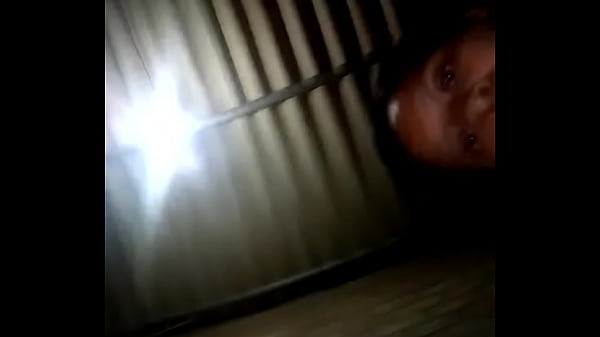 Download Video - Timida se calienta y env&iacute;a video