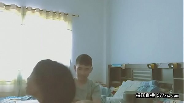 Deux Salopes De Jeunes Sont À La Maison Pour Voler La Fille Aux Fruits Défendue À La Maison 6W1Q