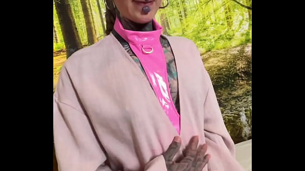 Am I a good ? girl or naughty? girl ? Let me know in the commentzZz