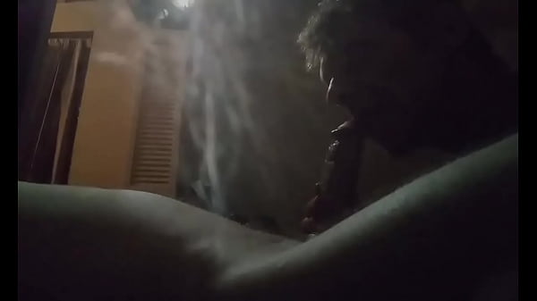 brincando com o pau grande do meu vizinho