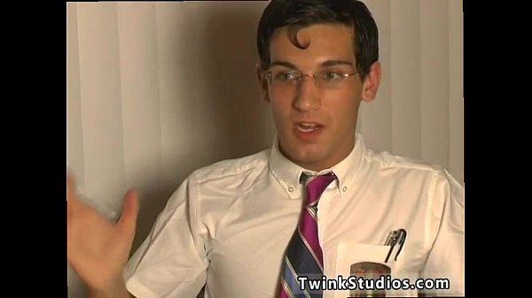 Gay anal sex doctor Blair Mason and Kayl O'Riley are bored probing