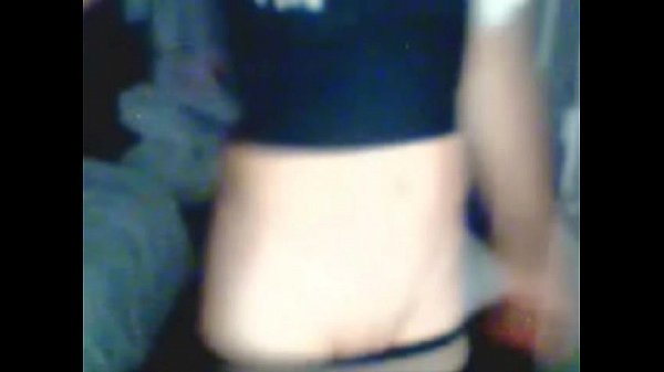 Leo-Shemales - Blonde UK Tgirl Shows Her Pi...