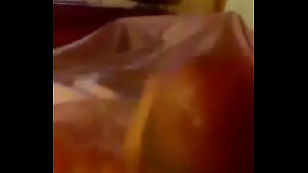 Mi amigo 'Lenin' masturbanodese rico para mi