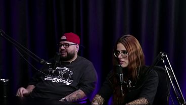 HER FRIEND GAVE HER ADVICE ON WHAT TO DO WITH HER LIFE - BELLA RUIVA (MOAI TV)