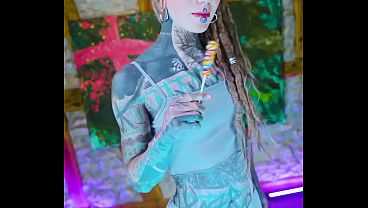 Do you want to know what I can do with my tongue split ? Subscribe to my page and find out NOW !