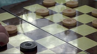 Bande-annonce d&rsquo;un trio bisexuel FFM avec scène anale