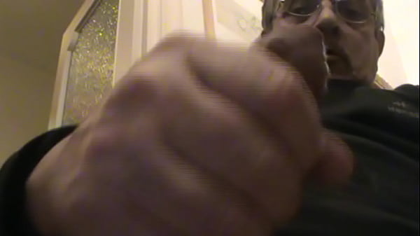 Download Video - cumshot2&period;MPG