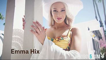 Download Video - Bubble butt teen blonde Emma Hix exposes her tight bald pussy
