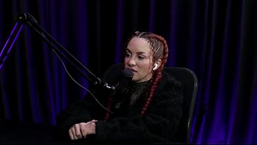 She worked as an for years and was fired from telemarketing - Roberta Faganelli (Moai TV)