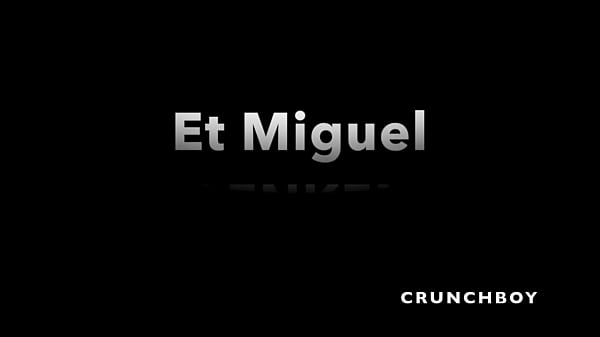 the muscle botom MAX DURAN fucked by the straight MIQUEL DUQUE