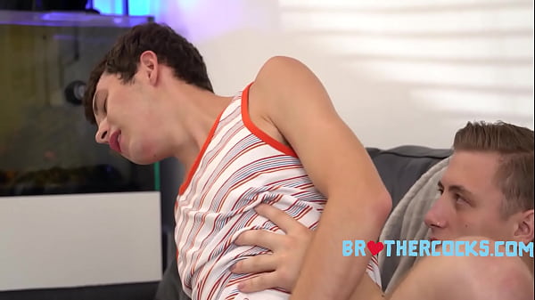 Download Video - Comparing Dick Size With Dakota Lovell