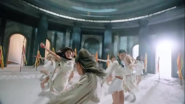 LOONA - Paint the town you gays