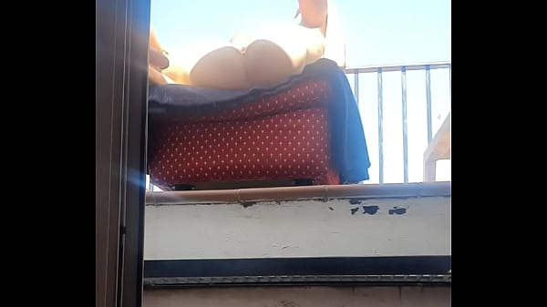 Download Video - ENJOYING THE LOVELY BALCONY IN MADRID