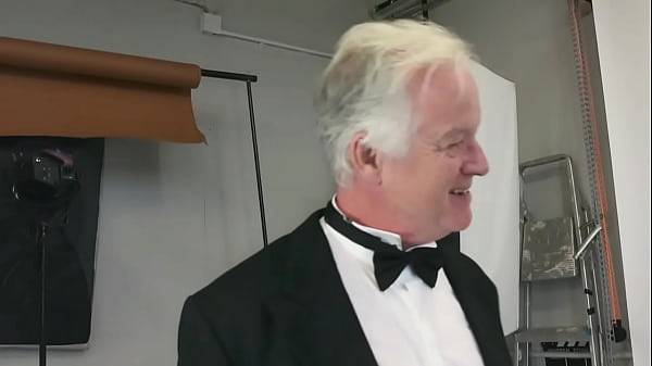 Ladies of Leisure use their Bad Butler