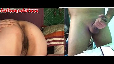 ぽっちゃり体型のセクシーな彼女がプロデューサーとビデオ通話中