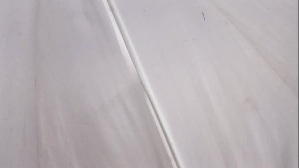 Donna Red Takes Cream On Her Chocolate Face