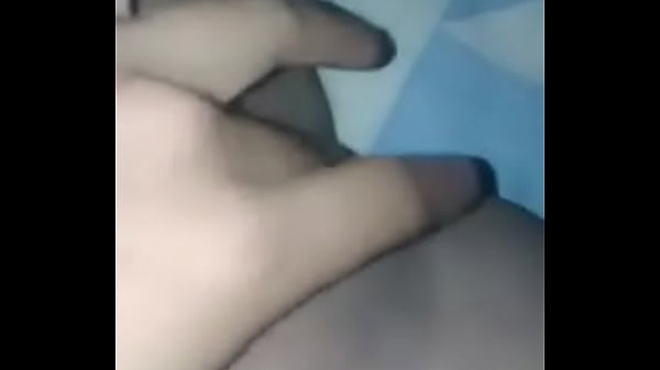 Tâtonné Fraîchement Rasé