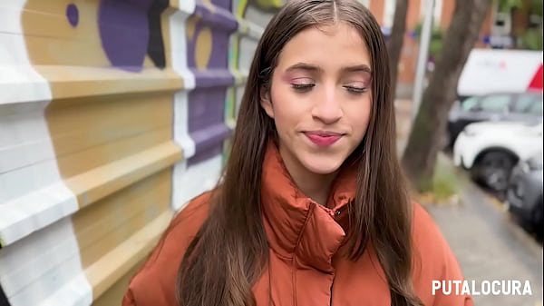 Download Video - PutaLocura - Peque&ntilde;a teen colombiana Sofia Smith es pillada por Torbe y follan duro