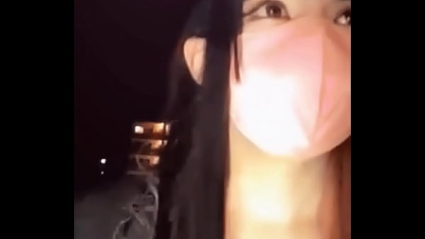 【個撮】発展場を探している男の娘が公衆トイレで...