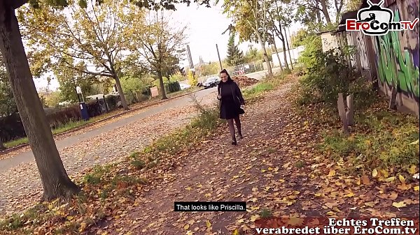 Erotikvonnebenan - Deutsche mollige Hausfrau öffentlich abschleppen mit dicken natur titten EroCom Date Casting