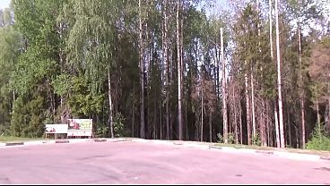 Solo slut on heels gags on BBC as she makes a mess everywhere