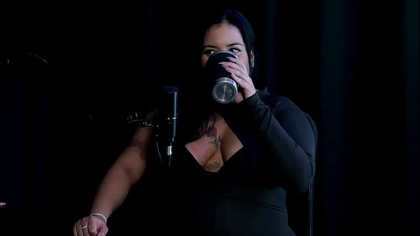 Download Video - Foi aberta com a m&atilde;e&comma; teve vazamento de conte&uacute;do&comma; e quer ser feita de cadela - Pri Melancia &lpar;WATCH ON&colon; SHEER&sol;RED&rpar;