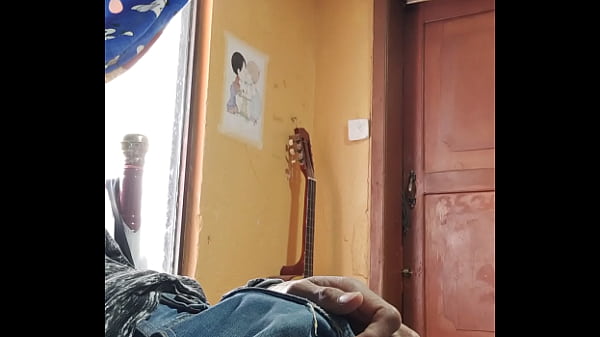 Guy just giving himself a good masturbation on ...