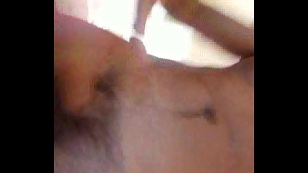 Pajeando un poco mi pija dura