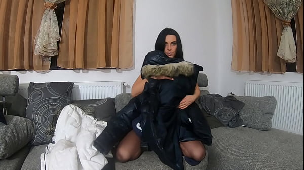 Preview - MilfyCalla-Masturbating and playing w...