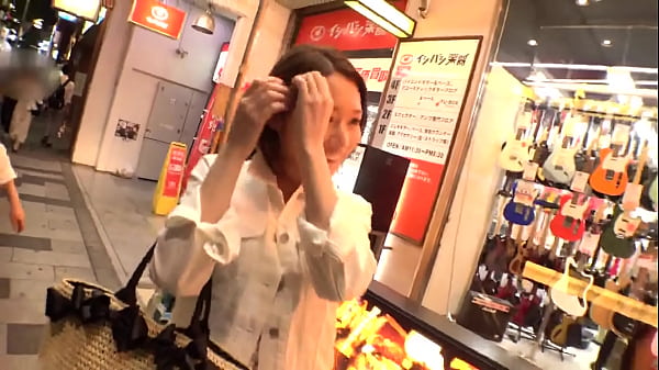 https://bit.ly/3Zbt35e 22-year-old Mai-chan is here and her sex drive is so strong that her hands shake when she's not having sex! She's a shocking anal licker and deep thrower! She's got the guts to get down and dirty and have sex!