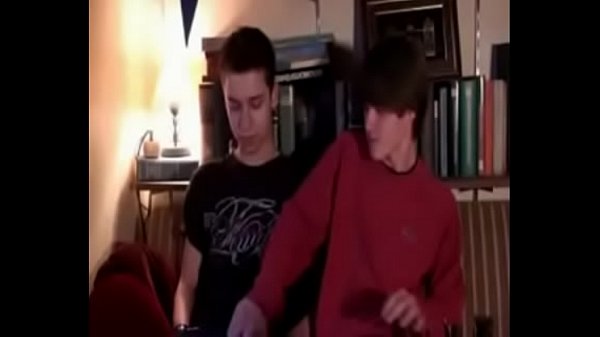 Hetero Junge wird schwul