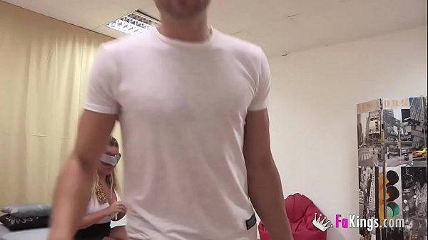 Astounding Ayesa in Loathing VS Desire. A 67yo gross old man turns into a hot 18yo boy