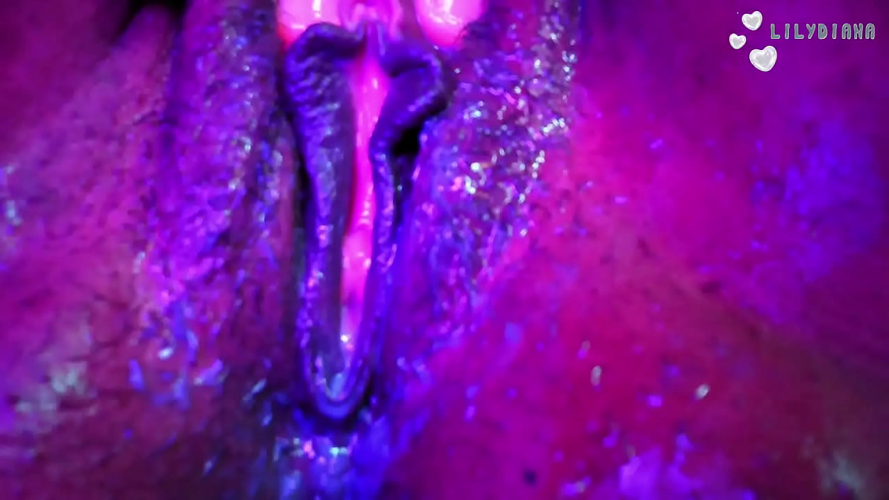 Estudiante solitaria se masturba y se toca el coño apretado hasta el orgasmo
                   babe creampie amateur homemade chubby busty close up huge ass real orgasm solo masturbation pretty pussy creamy pussy young woman only women muchos negros
