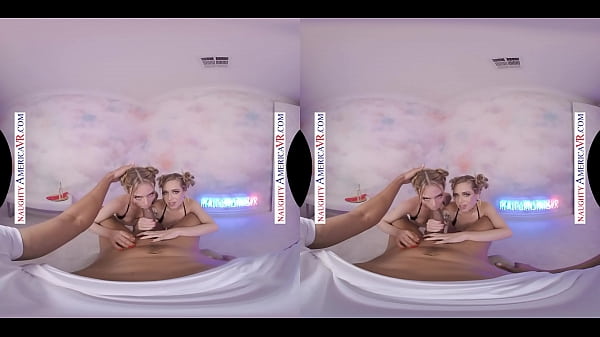 Bubble butts want your big dick for an anal threesome