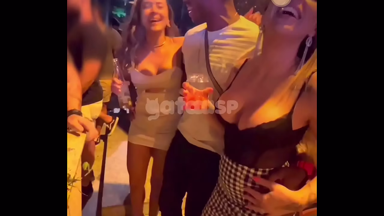 Dos mujeres casadas y traviesas, queen hotwife y gataaasp, tienen sexo con un hombre negro de gran pene que conocieron en una fiesta. Estas dos mujeres casadas y traviesas, queen hotwife y gataaasp, tienen sexo con un hombre negro de gran pene frente a su
                      black latina sexy interracial ass brunette amateur wife housewife girlfriend brazil beauty big tits hotwife gostosa cuckold black hair husband perfect ass beautiful face perfect tits black and white black guy cuckold humiliation sensual sex latino man only black men on white girls hetero muchos negros